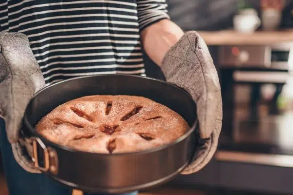 Comment démouler une génoise ?