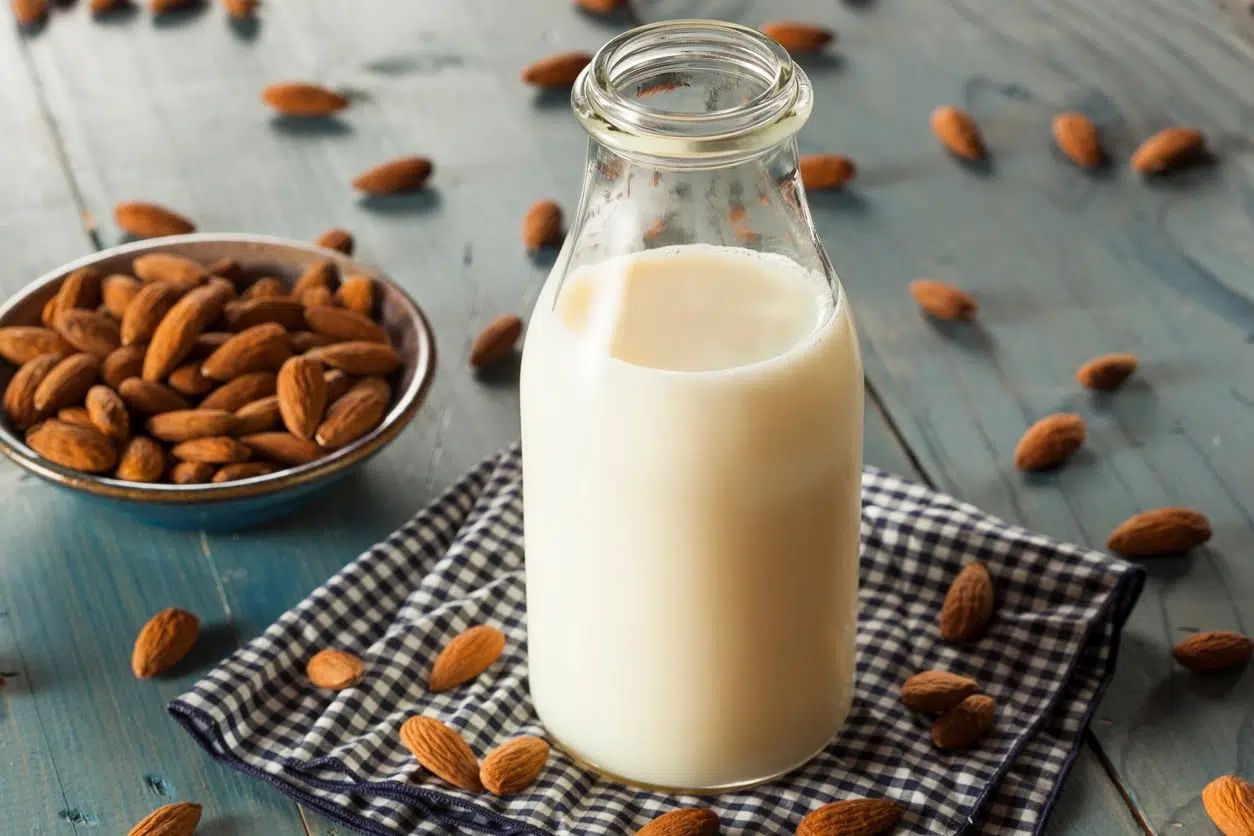 Comment boire le lait d’amande ?
